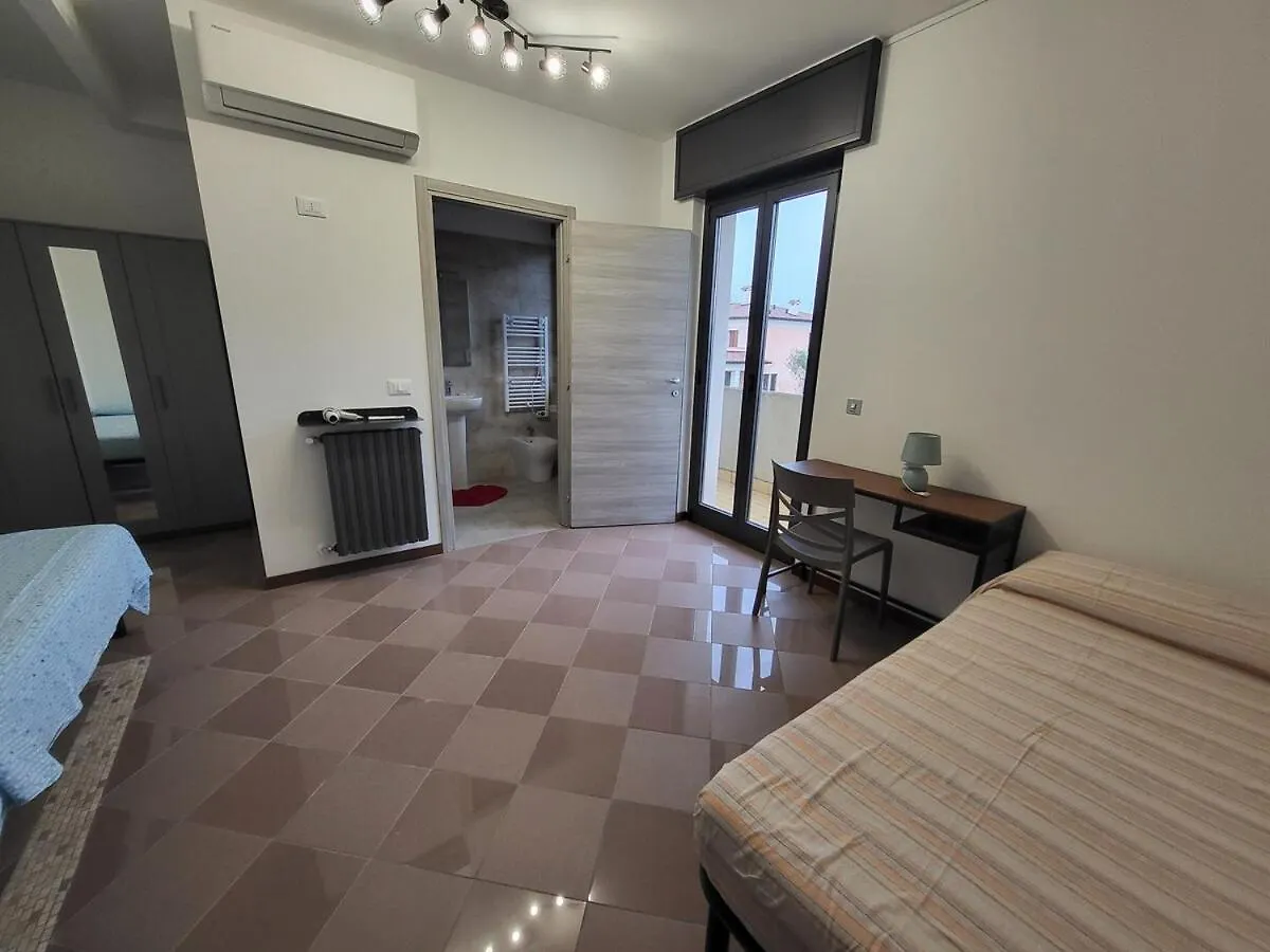 Villa Ghiaia Locazione Turistica Castel d'Azzano Guest house