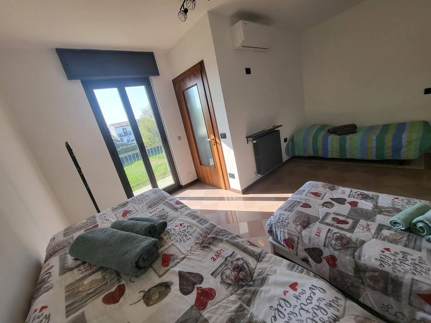 Villa Ghiaia Locazione Turistica Castel d'Azzano Italy